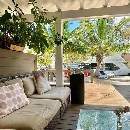 Lugar Encantador Balcon Vista Al Agua